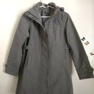 Kirkland Signature Women's Trench Coat in size S